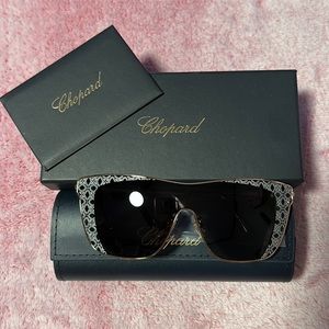 Chopard Sunglass #FrenchDesigner #Luxury